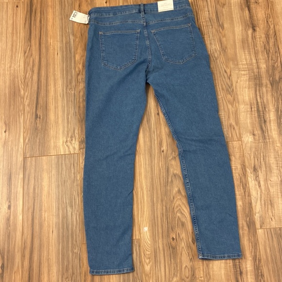 plain jeans - Picture 2 of 2